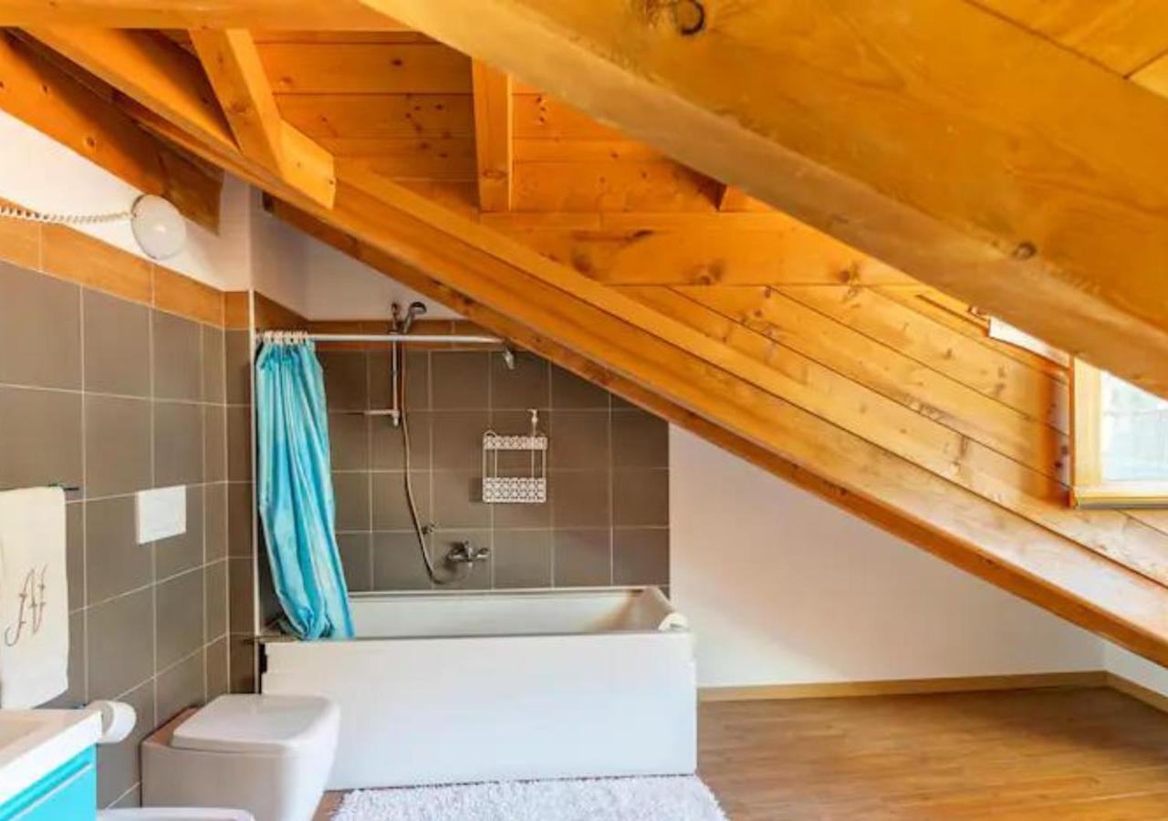 Residenze Blue Lake Оменья Екстер'єр фото